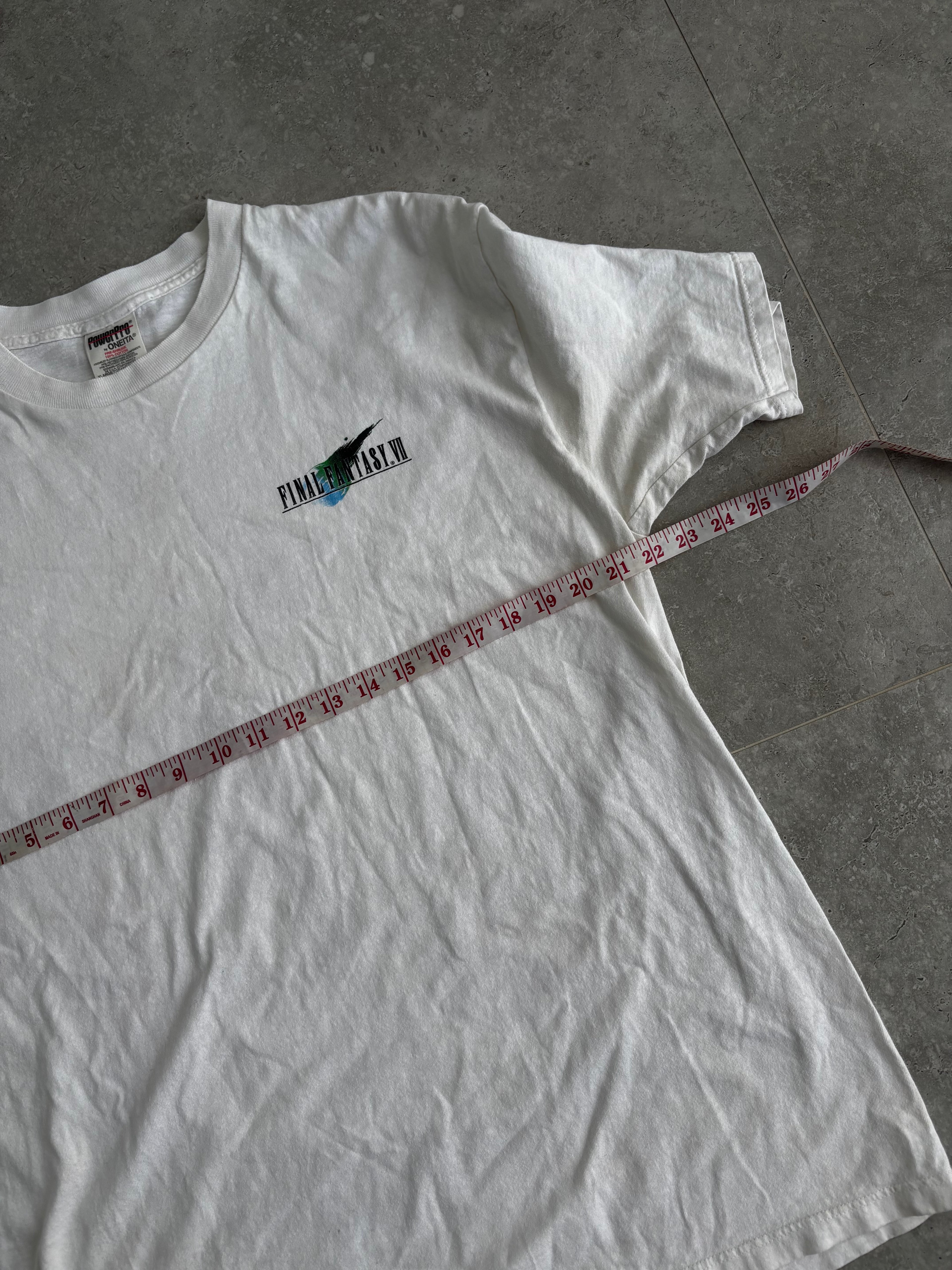 Vintage final Fantasy 7 Cloud Tee-shirt XL