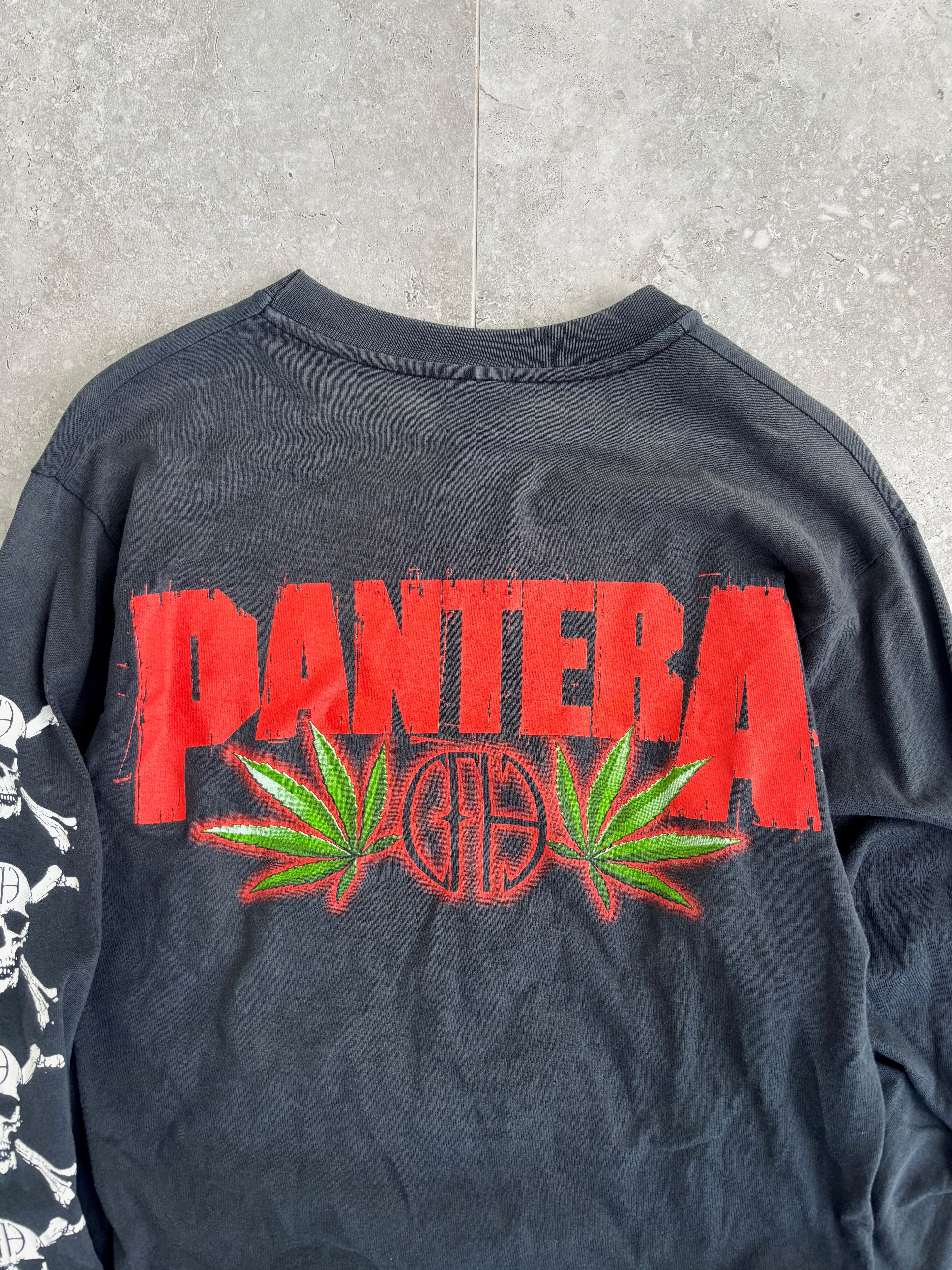 Vintage Pantera skull long sleeve. Size S-M
