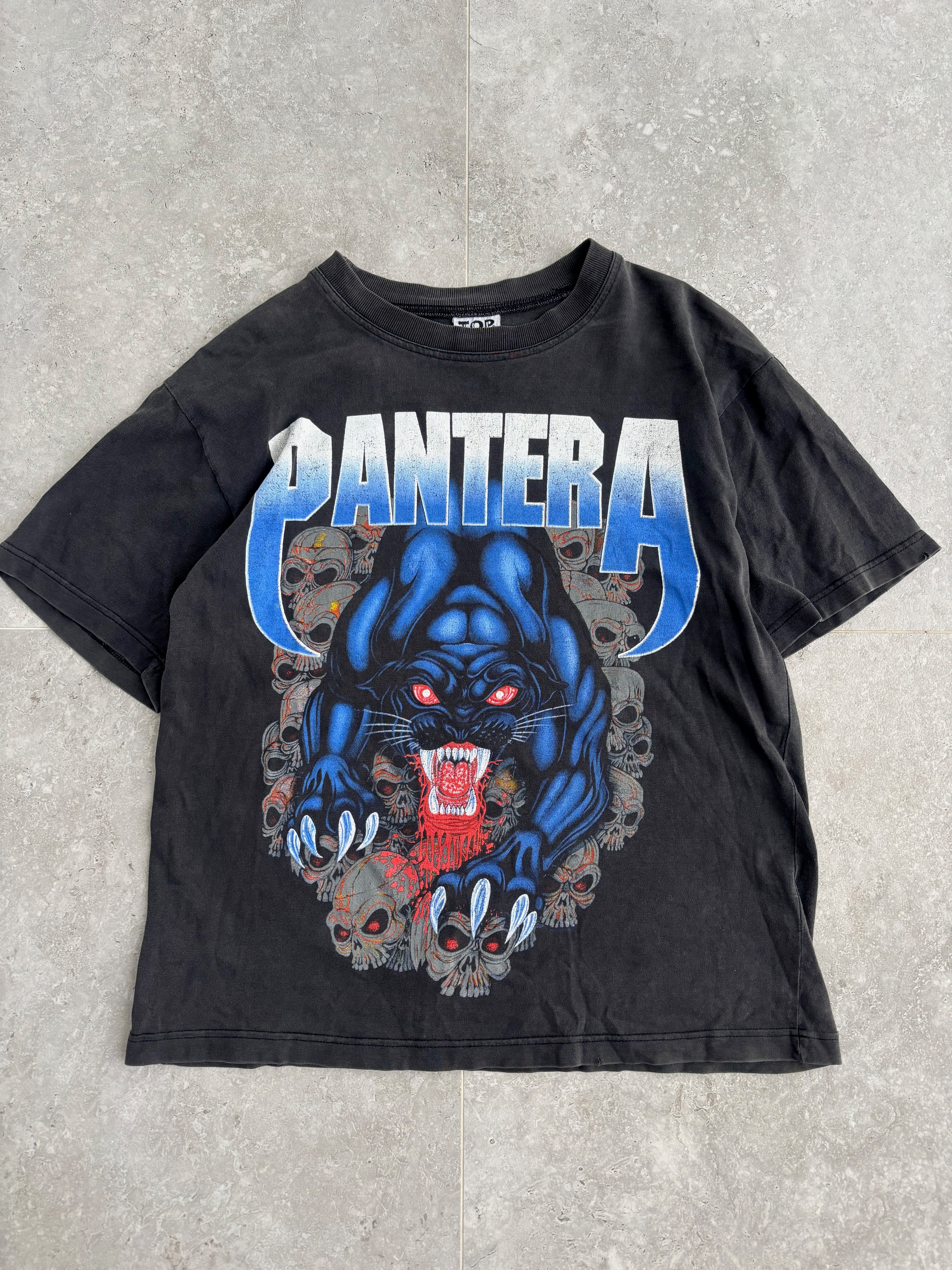 Vintage Pantera Panther T-shirt. Size M–L.