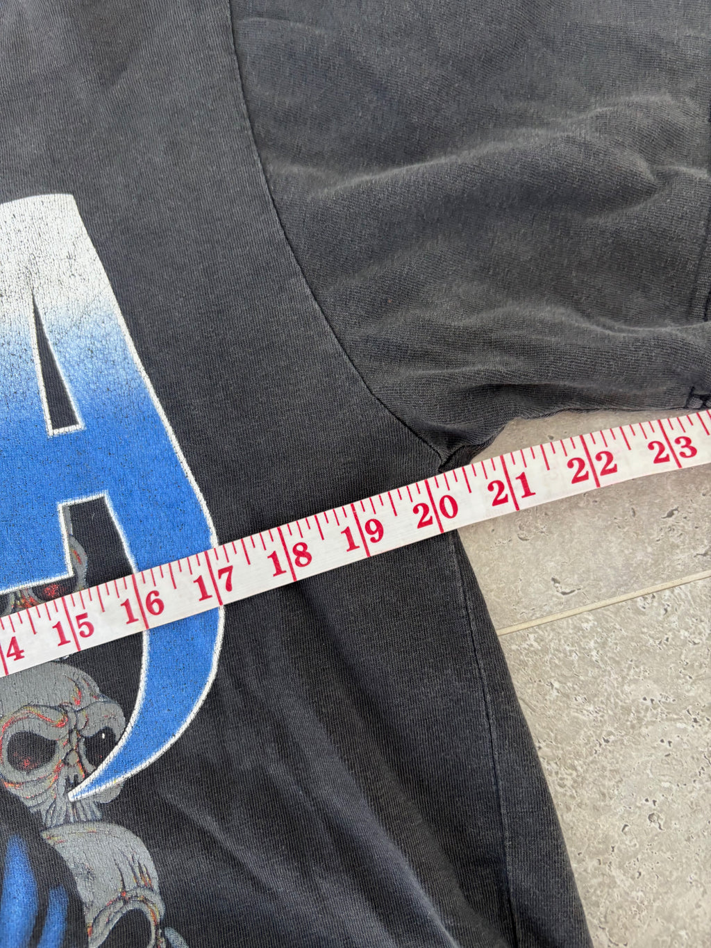 Vintage Pantera Panther T-shirt. Size M–L.