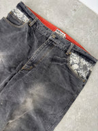 Karakuri Tamashii Koi 5 Pocket embroidery. Size 36–38.