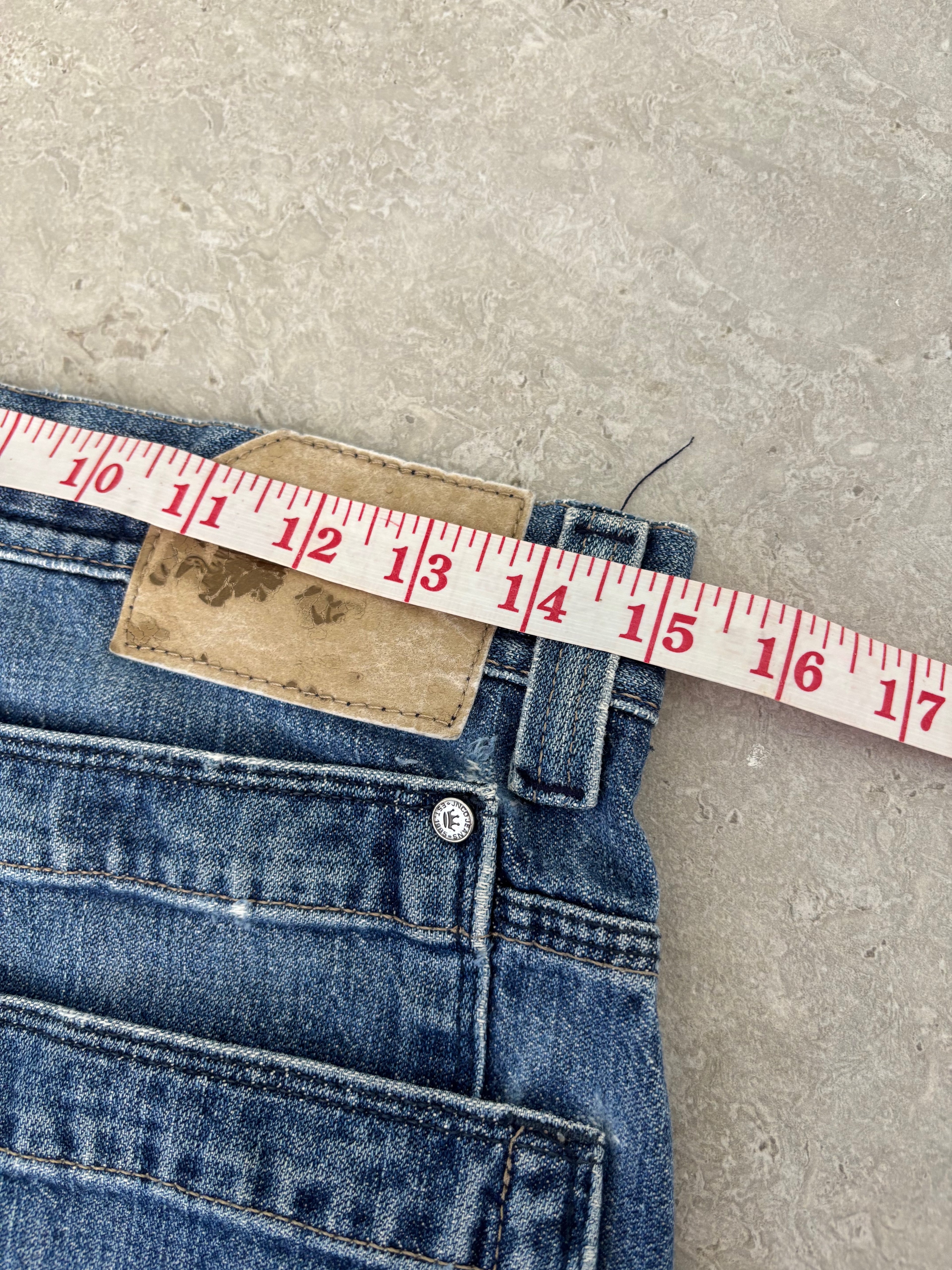 Jnco Ripped Size Youth 16 (26-28)