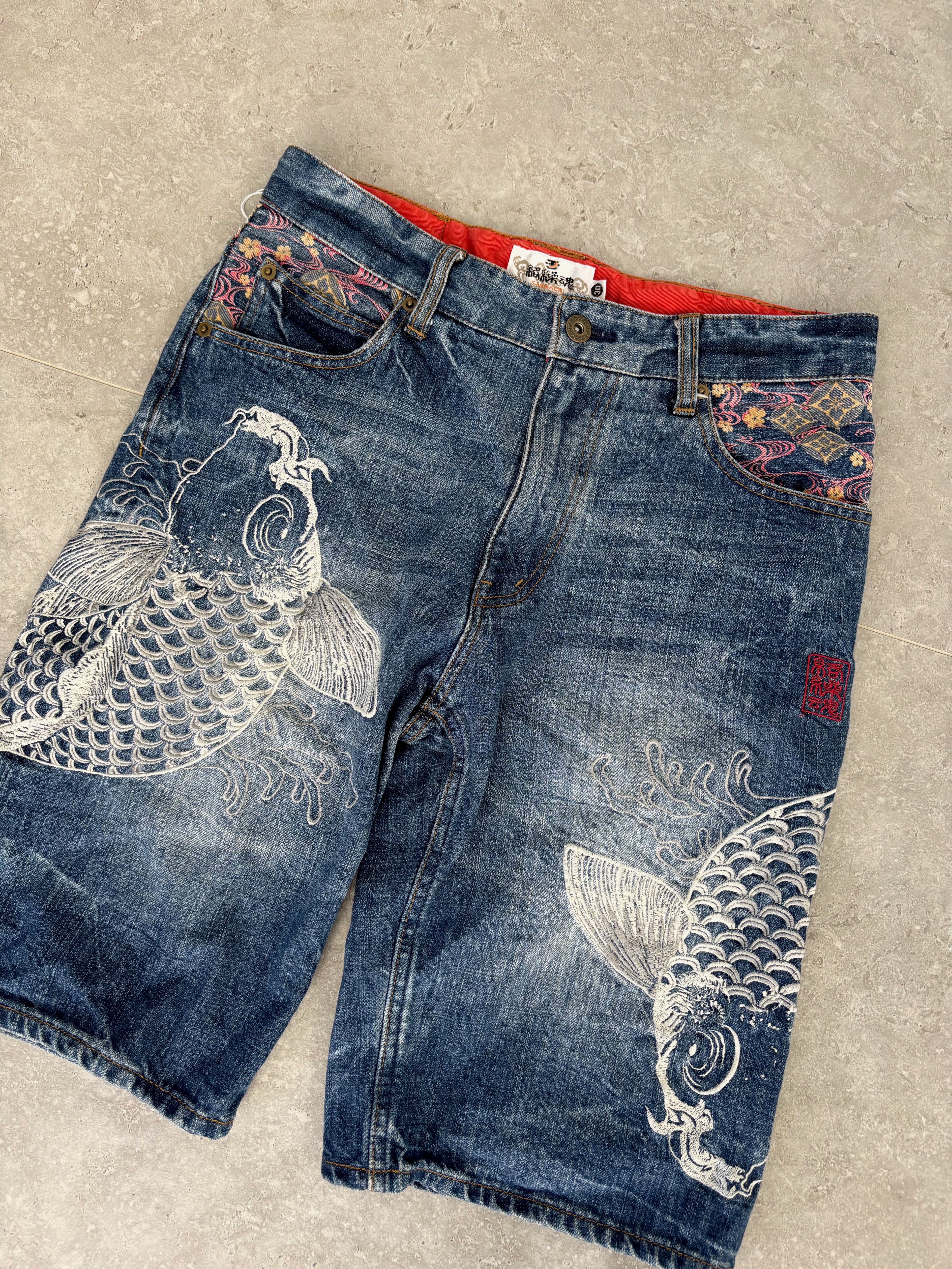 Karakuri Tamashi Koi Jorts Size 28-30
