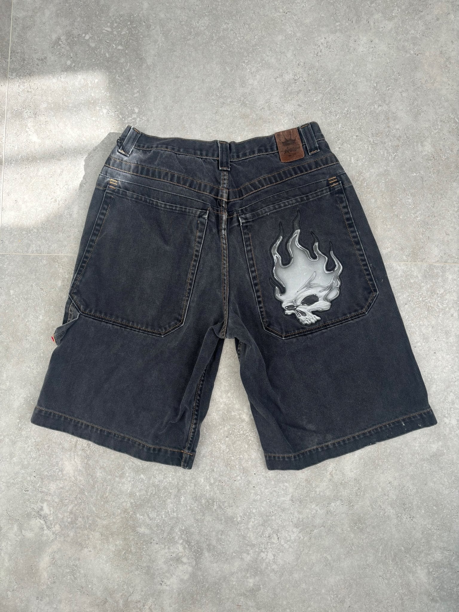 Jnco Flaming Skulls Jorts