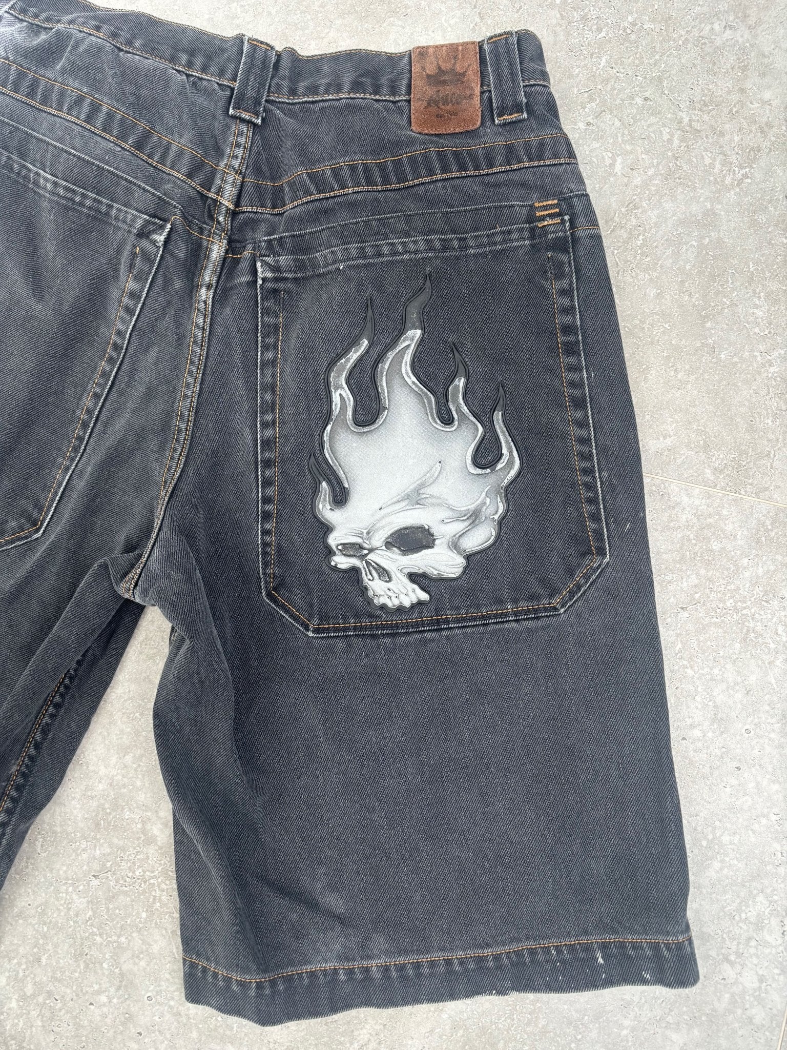 Jnco Flaming Skulls Jorts