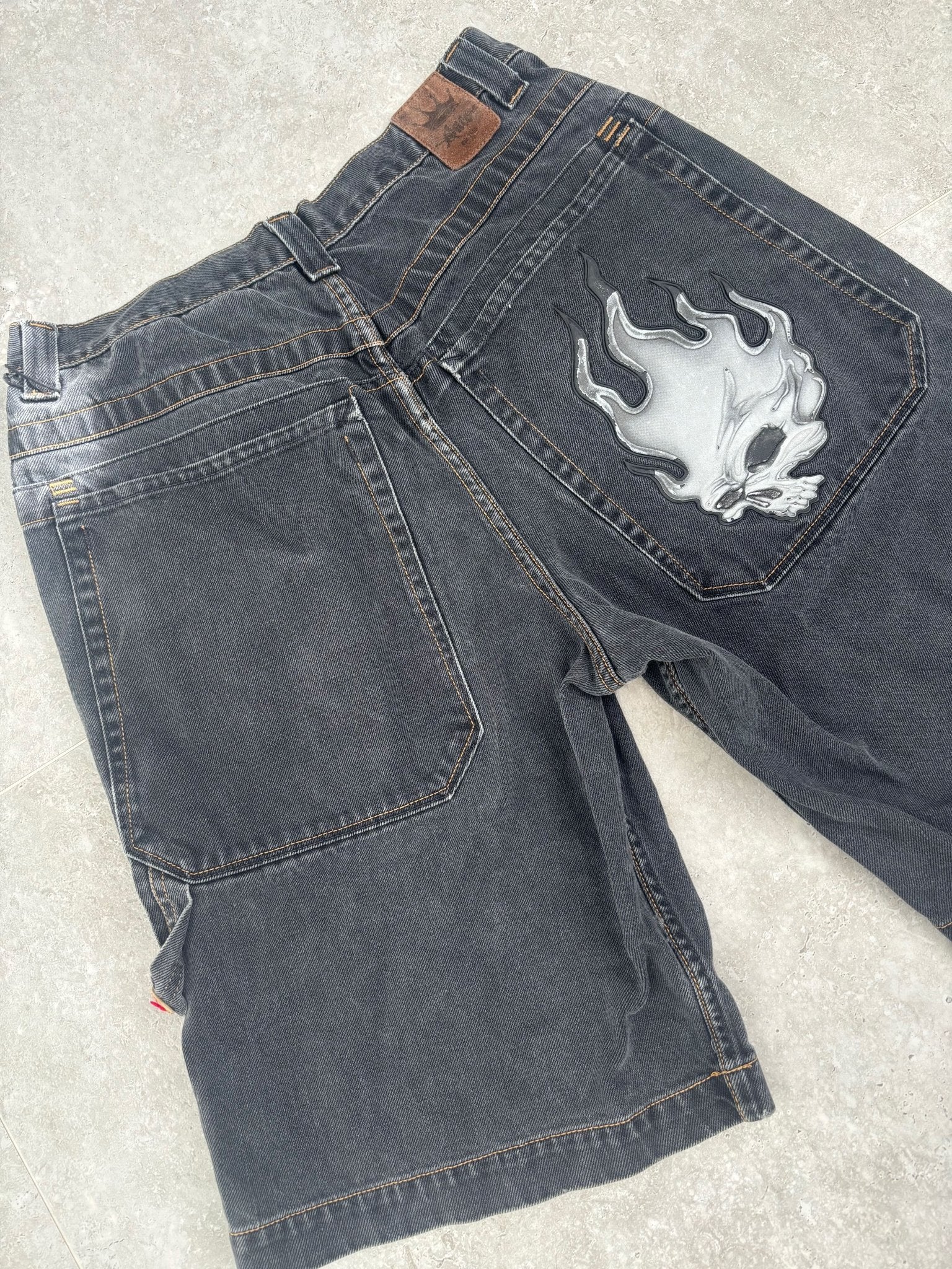 Jnco Flaming Skulls Jorts