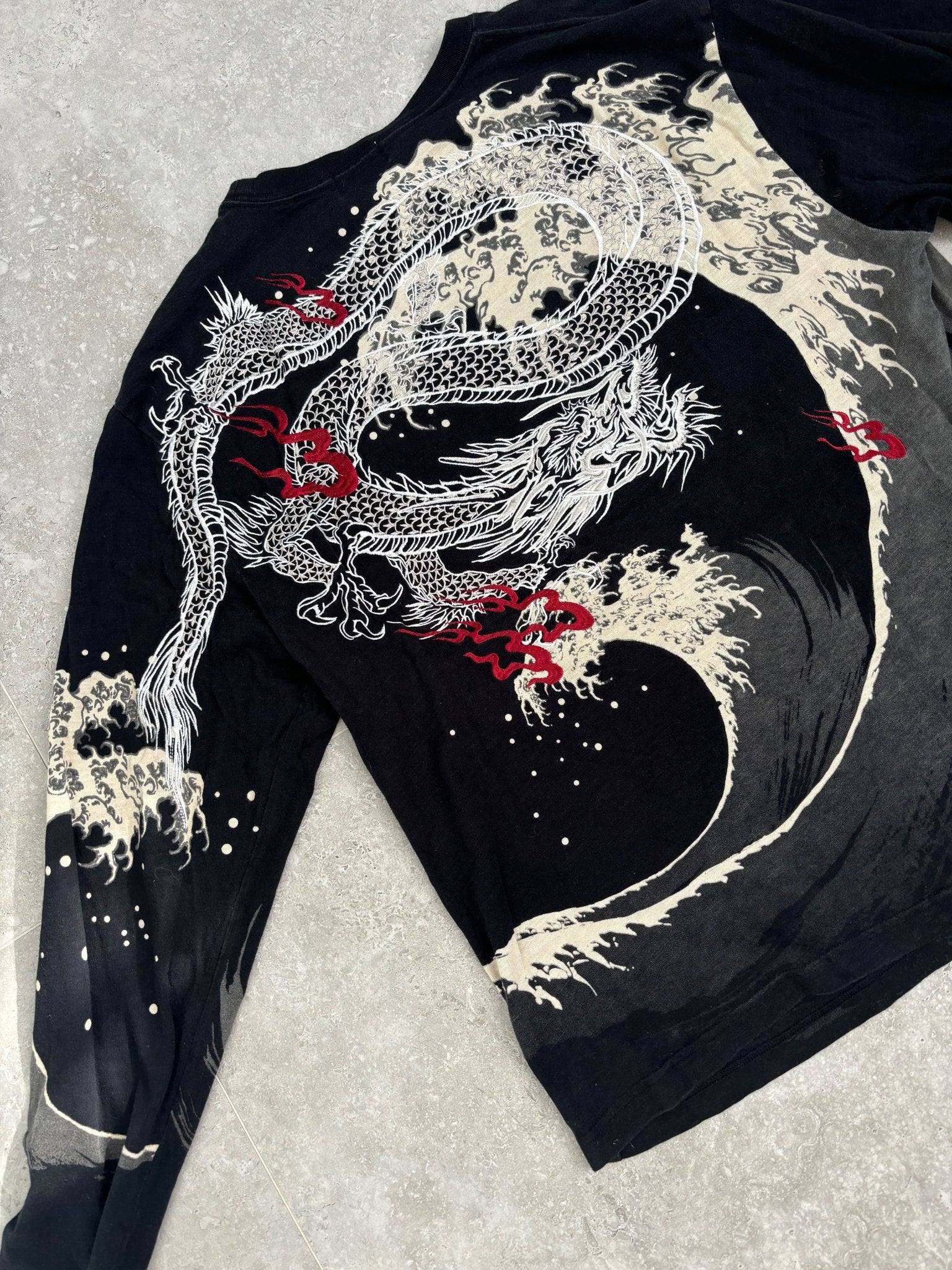 Japanese Embroidered Long Sleeve Size (XL JAP) (M-L US)