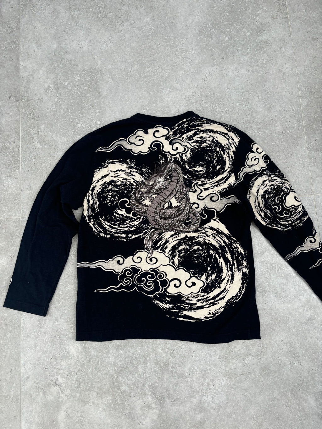 Japanese Dragon Style Long Sleeve (XL-JAP) (M-L US)