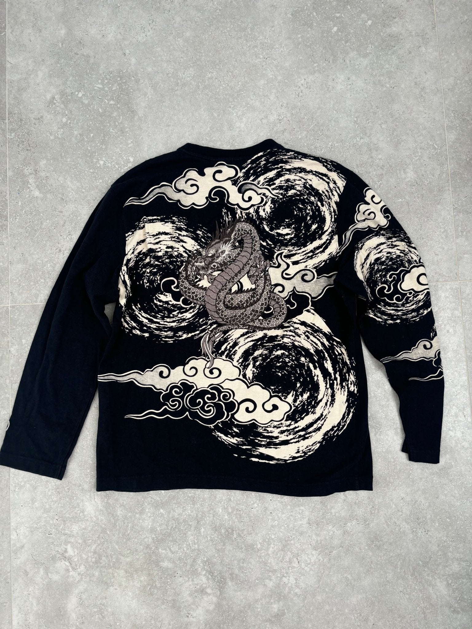 Japanese Dragon Style Long Sleeve (XL-JAP) (M-L US)