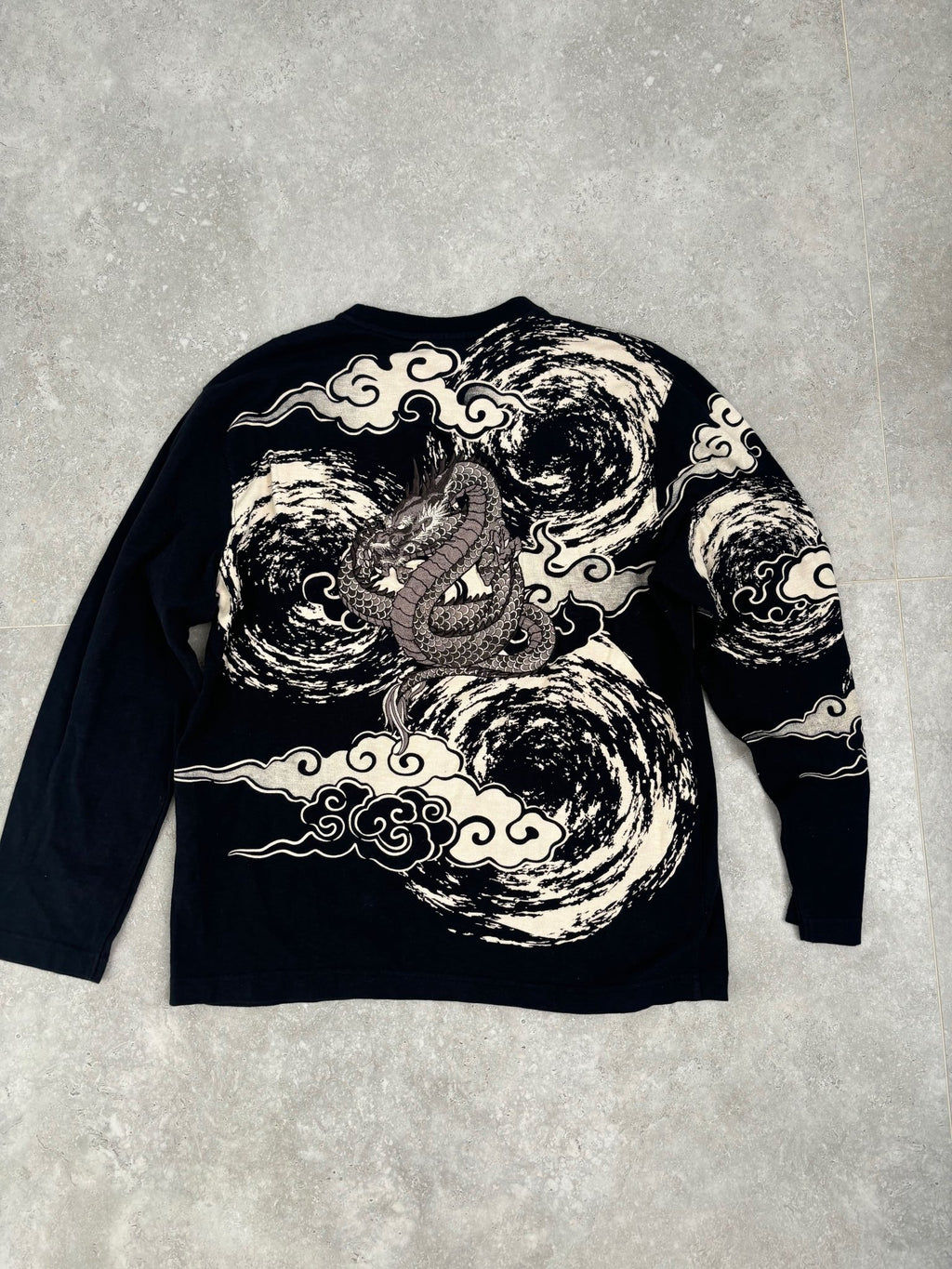 Japanese Dragon Style Long Sleeve (XL-JAP) (M-L US)