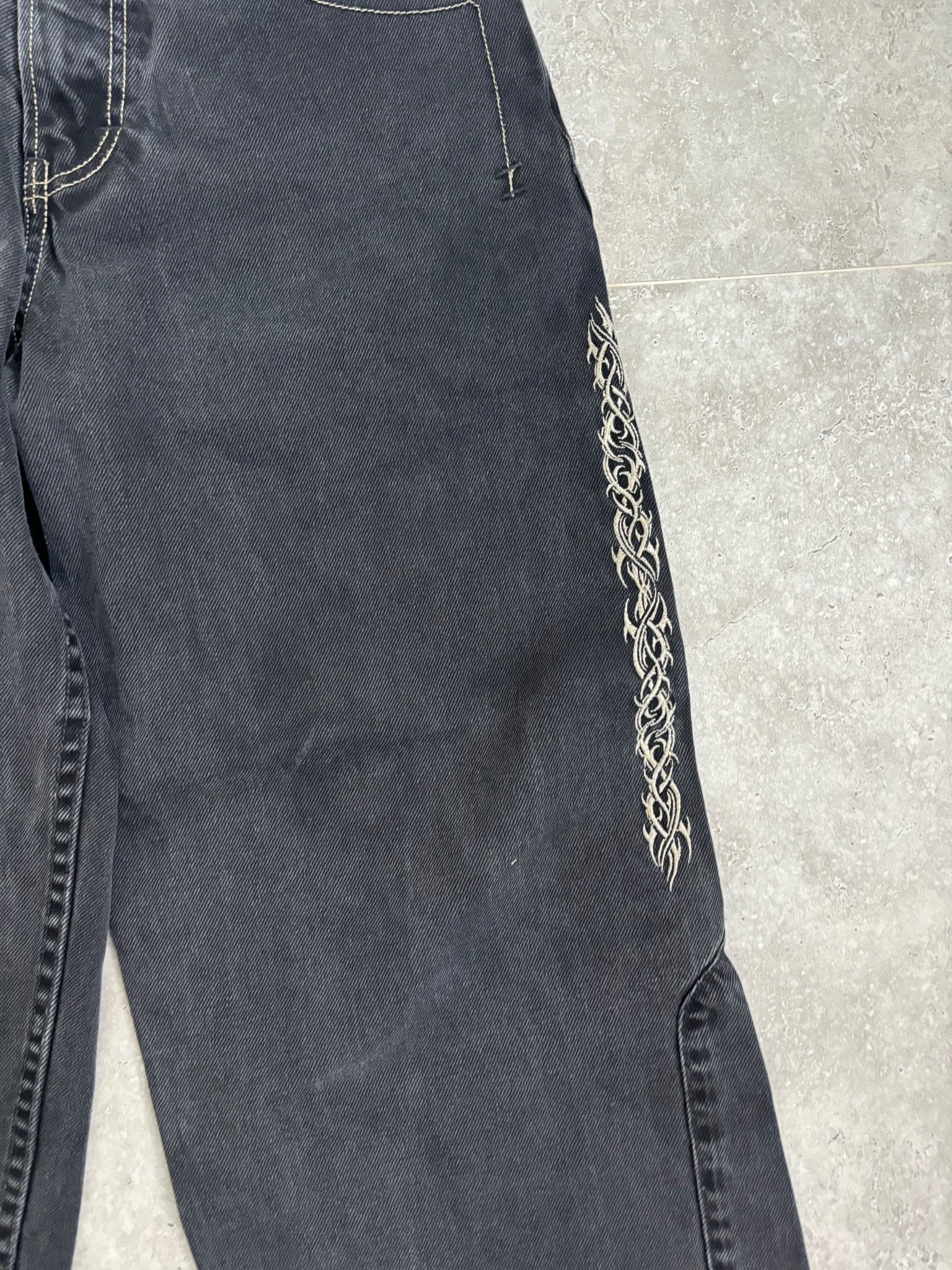 Jnco BarbWires 30x31