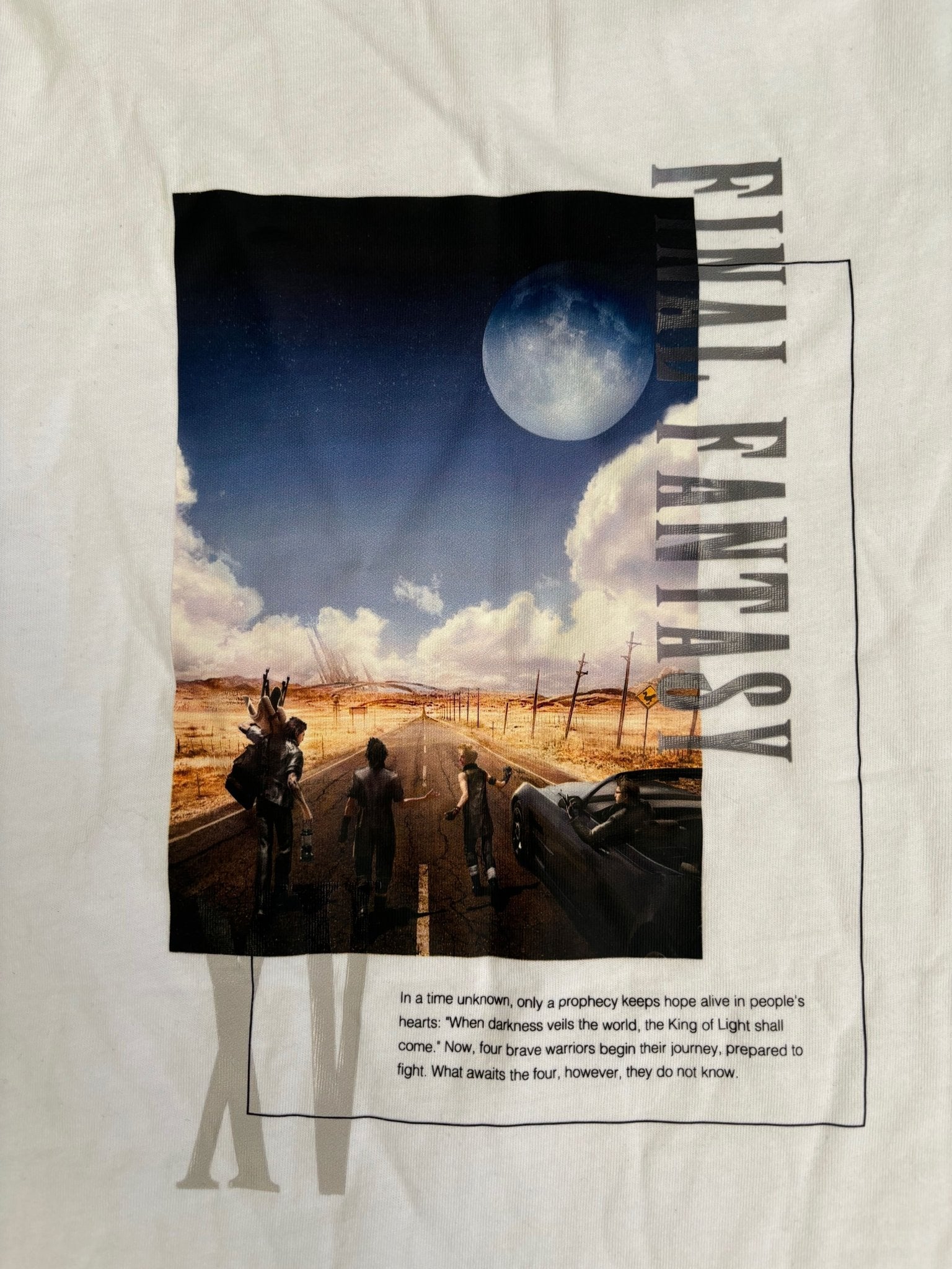 Final Fantasy 35th Anniversary X Uniqlo Japan T-shirt L
