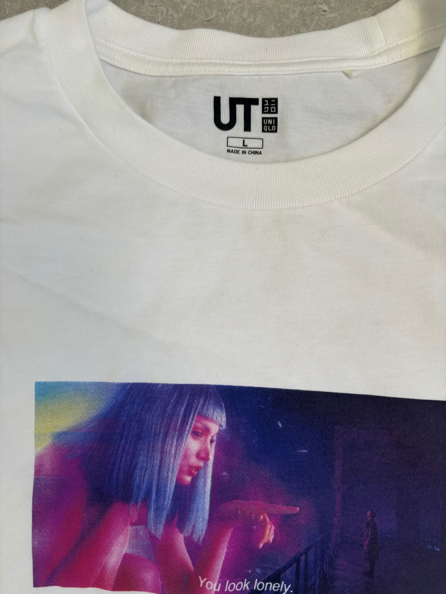 Bladerunner 2049 "You Look Lonely" Teeshirt L
