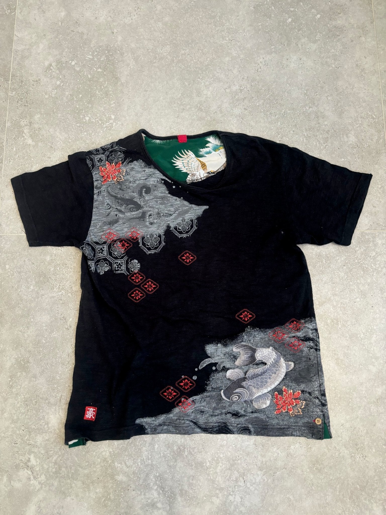 Japanese Embroidered Koi TeeShirt  Size L